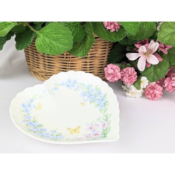 Blue Morning Glories Purple Violas Heart Shaped Jewelry Dish Mother's Day Gift - Picture 4 of 8